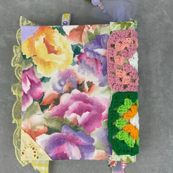 Handmade bunny Easter junk journal (semi bare style) with lots vintage ephemera - Picture 9 of 16